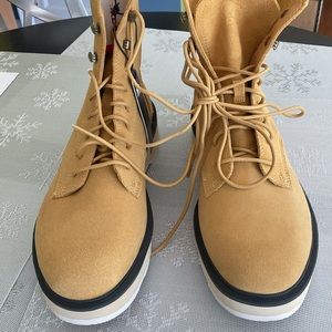 Waterproof Sorel Suede Boots